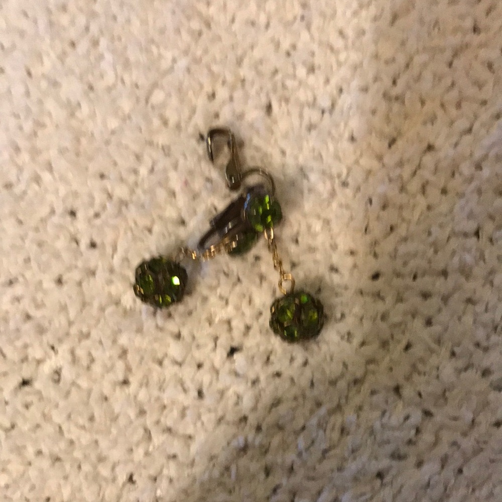 Vintage Green Crystal Dangle Charm Clip Earrings